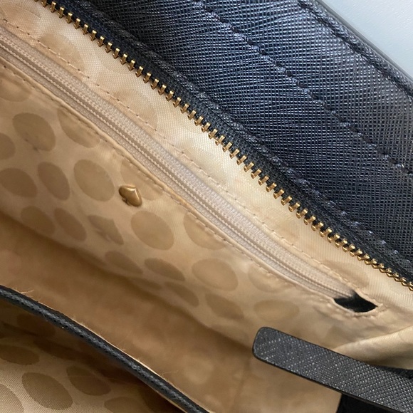 Purse - Picture 2 of 4